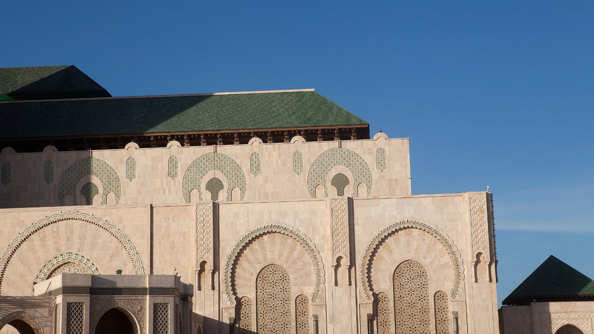 Mosquée Hassan II : Joyau Spirituel et Architectural sur l’Océan Atlantique