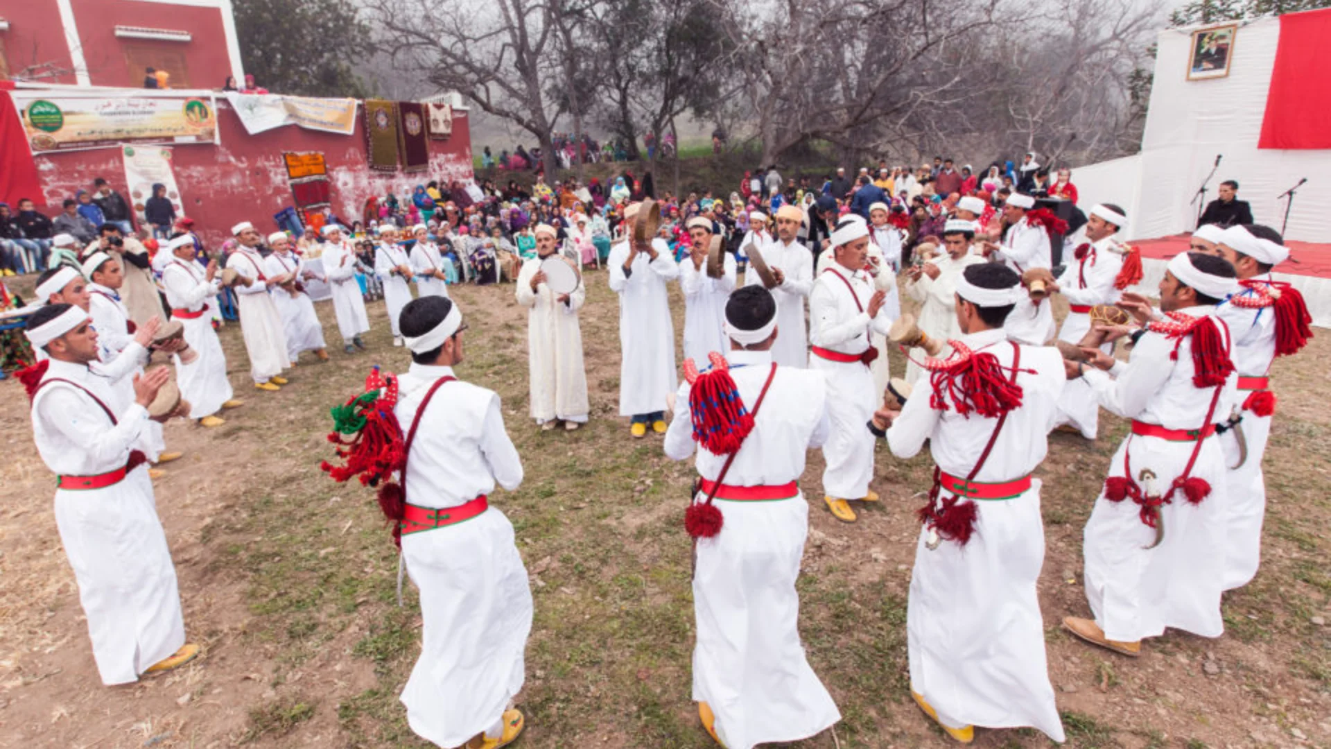 Taskiwin : Danse Guerrière et Rituel du Maroc