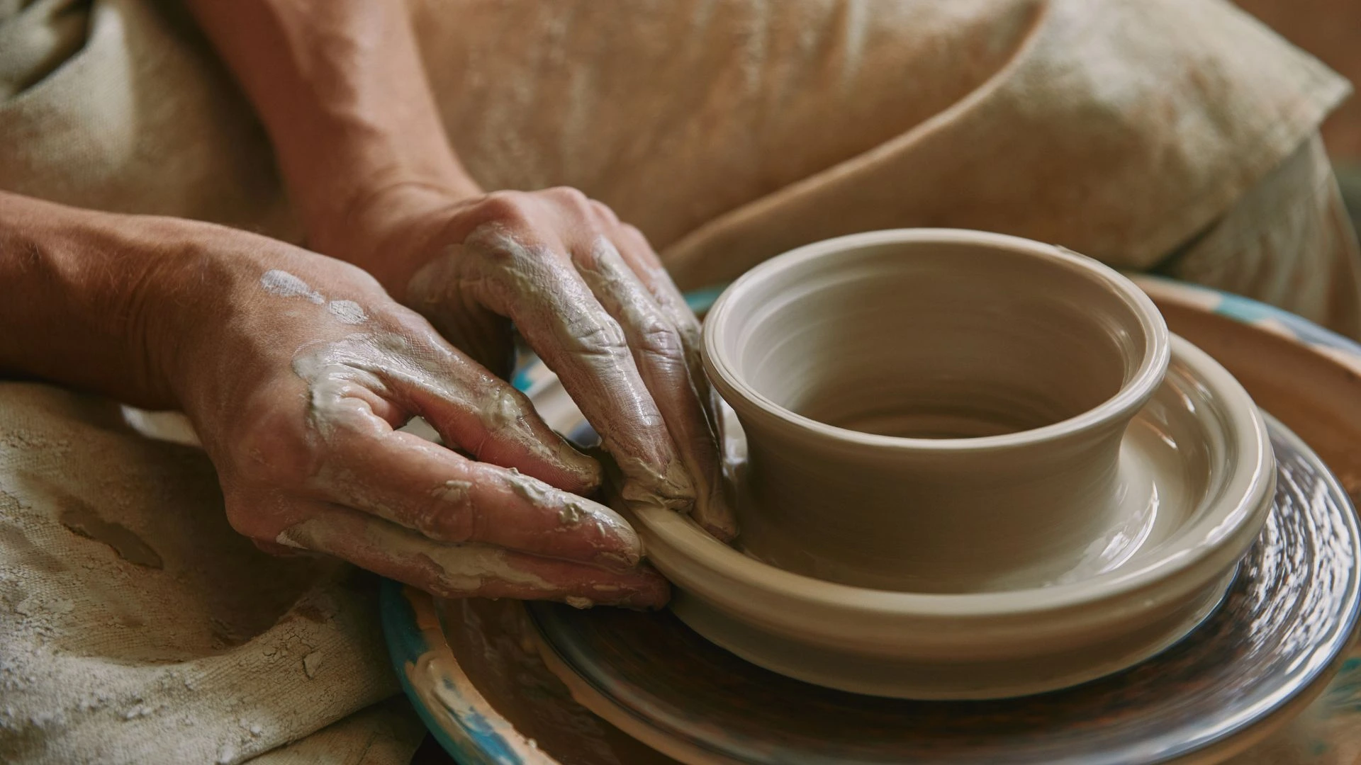 Le Paradis du Potier : L'Artisanat de l'Argile à Safi